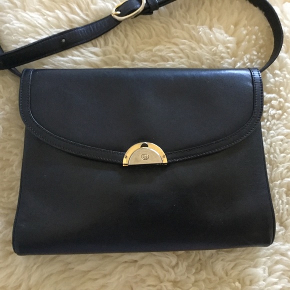 AUTHENTIC VINTAGE GUCCI CLUTCH - Picture 1 of 13